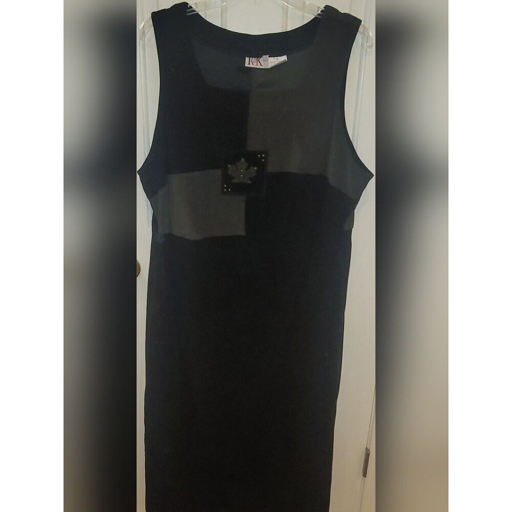 Black & Army Green Patchwork Sleeveless Dress with a maple leaf Applique.Size 1X